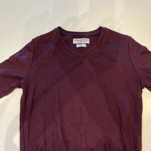 Mizzen+Main v neck sweater. Mens large. Burgundy.